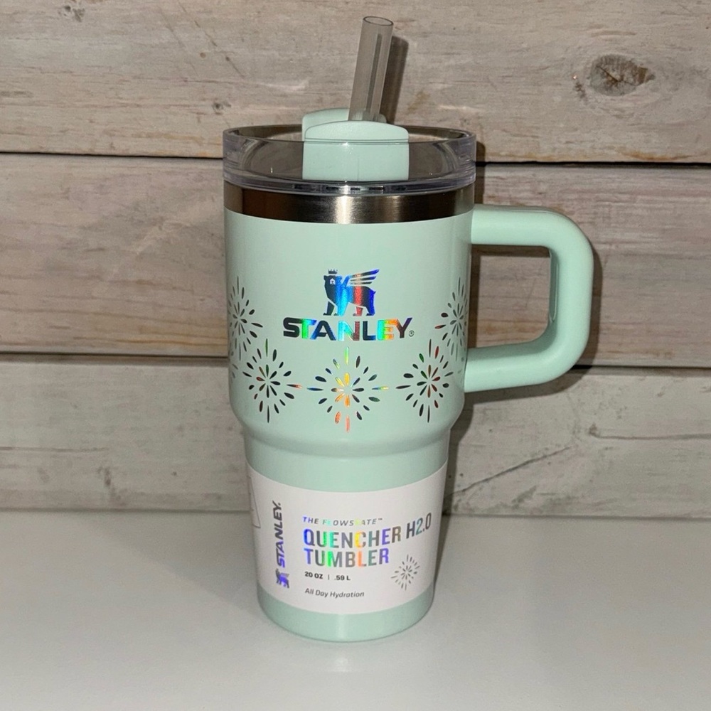 Stanley 20oz Quencher Tumbler Seaglass Gloss - Winter Wonderland Limited Release
